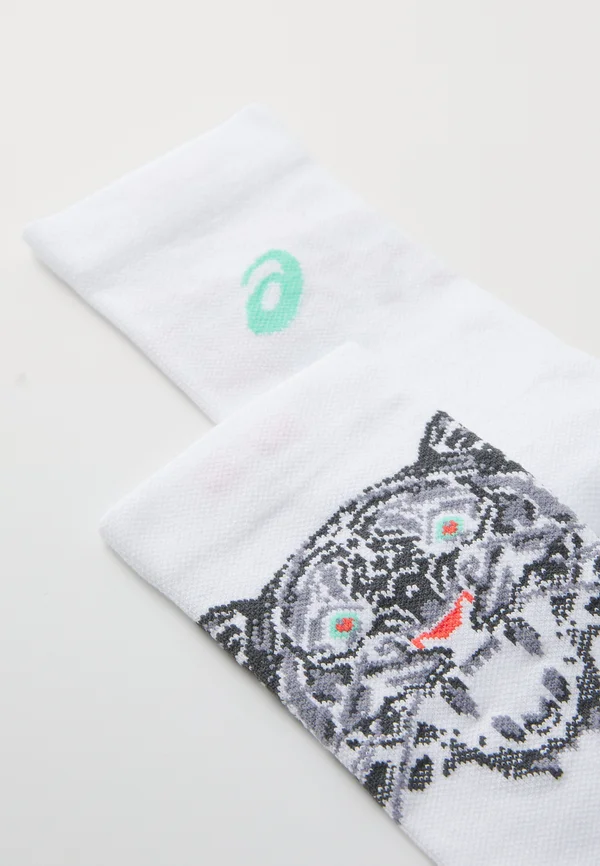 PERFORMANCE RUN CREW SOCK PARIS UNISEX - Sportsocken - white/coral reef/illuminate mint