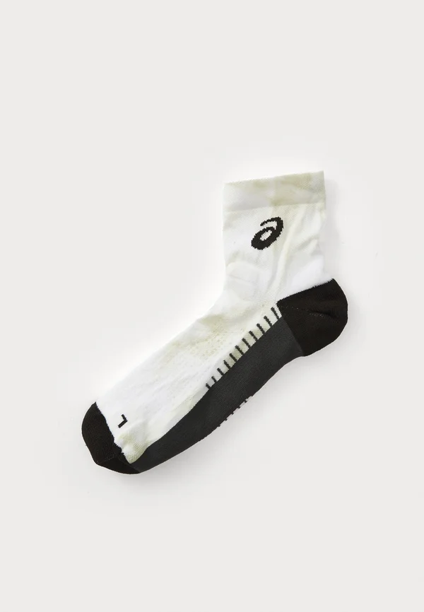 PERFORMANCE RUN QUARTER SOCK UNISEX - Sportsocken - brilliant white/oyster white