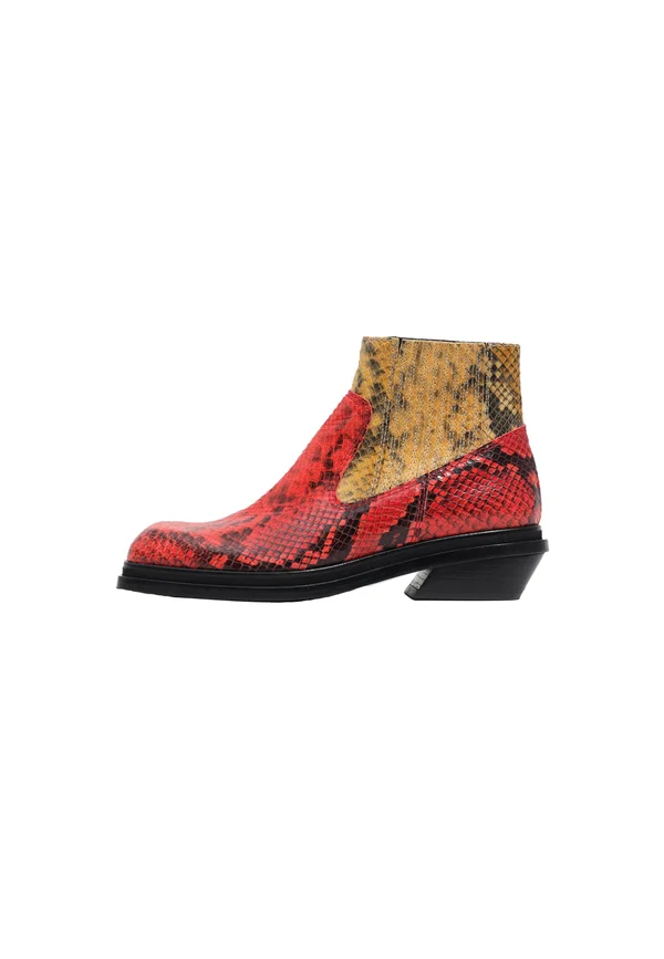 PIEL PRINT SERPIENTE - Ankle Boot - rojo
