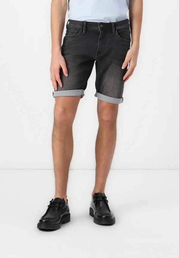 PIERS JOGG - Jeans Shorts - black denim