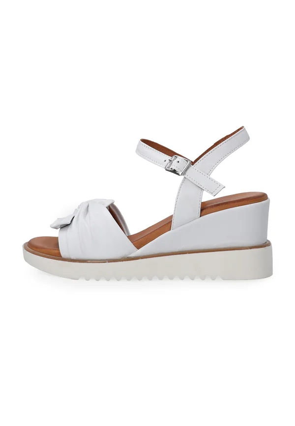 Plateausandalette - white