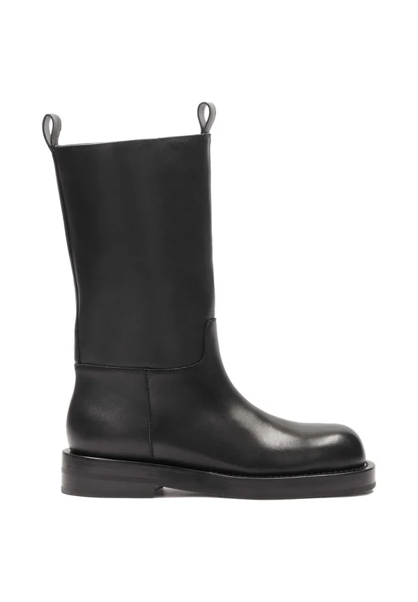 Plateaustiefel - black