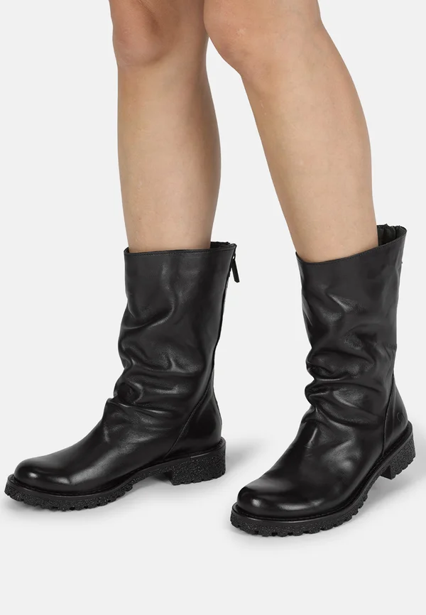 Plateaustiefelette - black