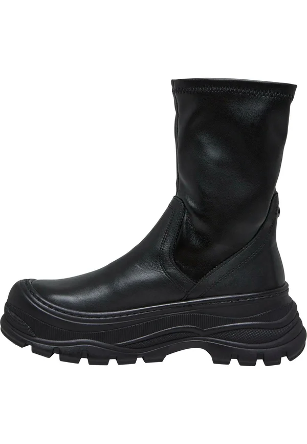 Plateaustiefelette - black