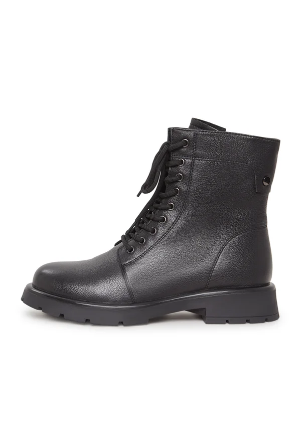 Plateaustiefelette - black