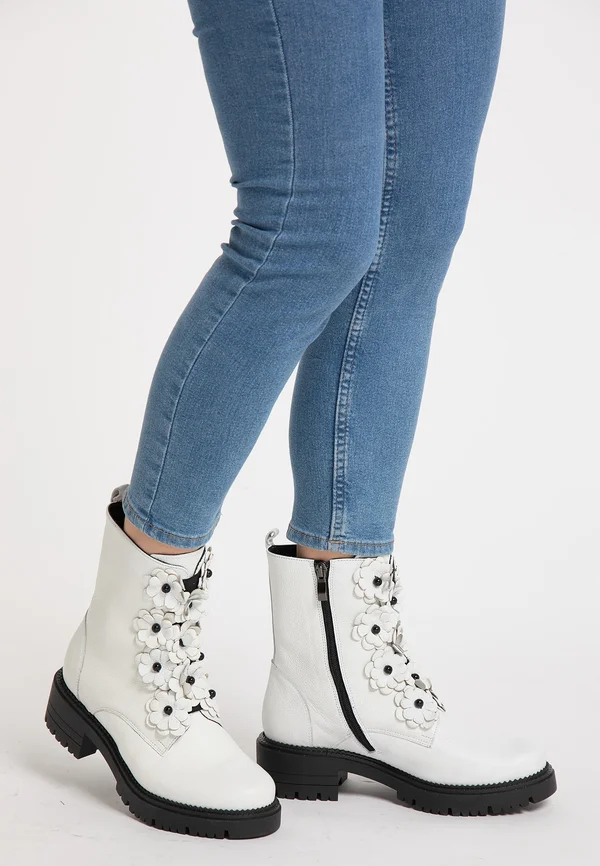 Plateaustiefelette - weiss