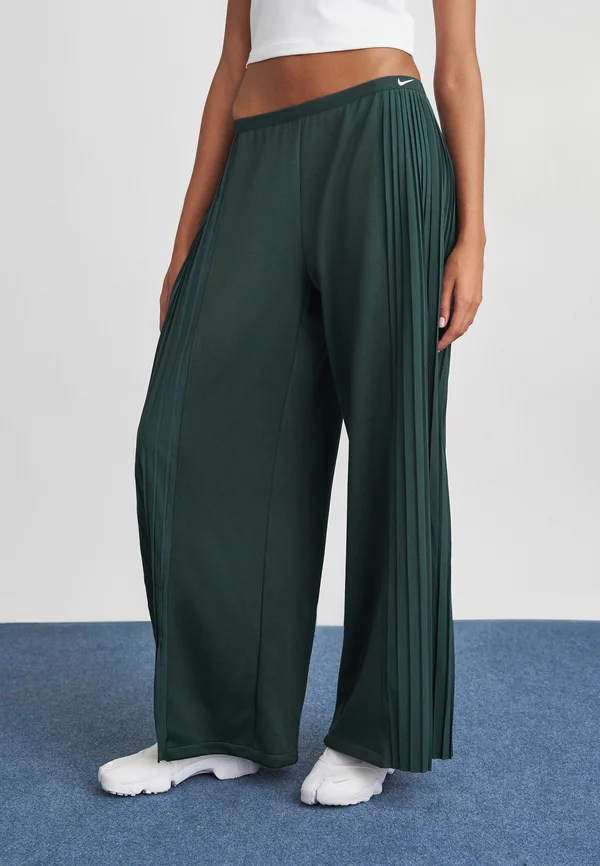 PLEATED PANT - Jogginghose - seaweed