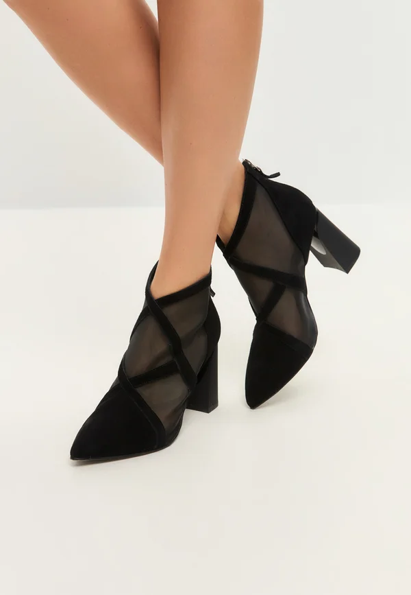 POINTED TOE - High Heel Stiefelette - black