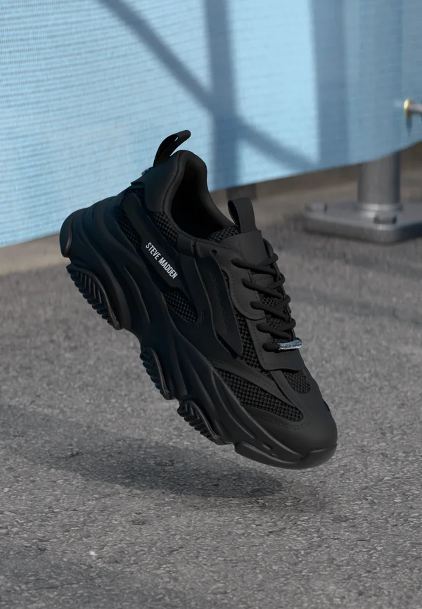 POSSESSION - Sneaker low - black