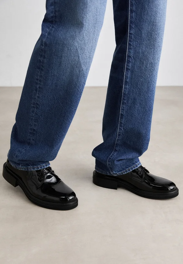 POSTMAN DERBY - Business-Schnürer - black