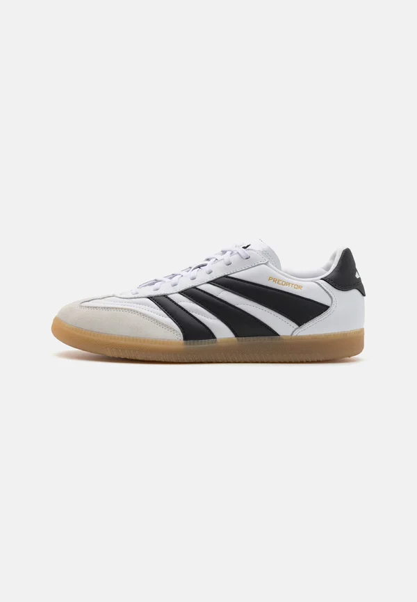 PREDATOR FREESTYLE INDOOR - Fußballschuh Halle - footwear white/core black/gold metallic