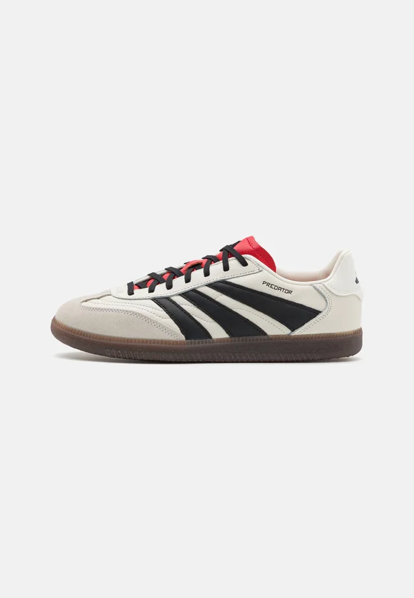 PREDATOR FREESTYLE INDOOR - Fußballschuh Halle - off-white/core black/pure ruby