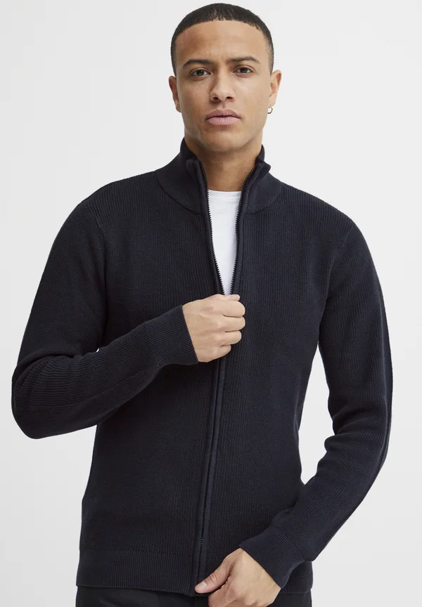 PREDU - Strickjacke - black