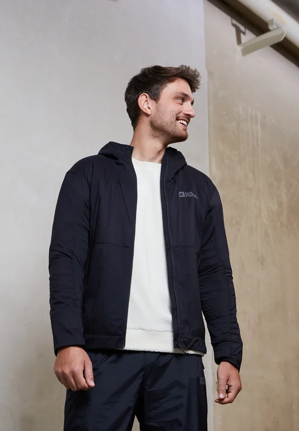PRELIGHT ALPHA - Outdoorjacke - black