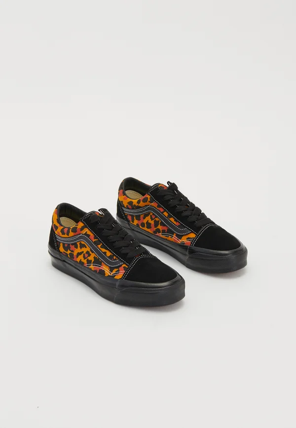 PREMIUM OLD SKOOL UNISEX - Sneaker low - black