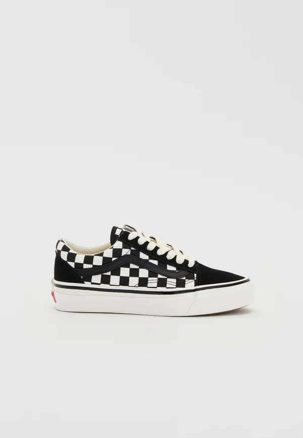 PREMIUM OLD SKOOL UNISEX - Sneaker low - black/white