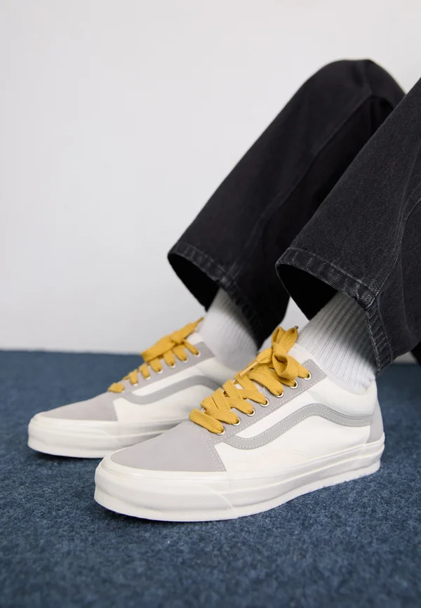 PREMIUM OLD SKOOL UNISEX - Sneaker low - pop lace gray/marshmallow