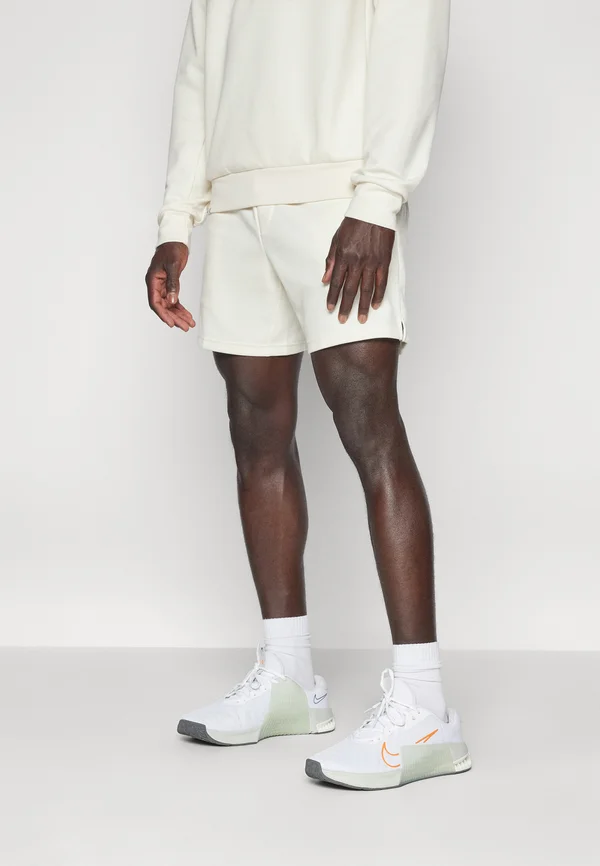 PRIMARY - Kurze Sporthose - pale ivory