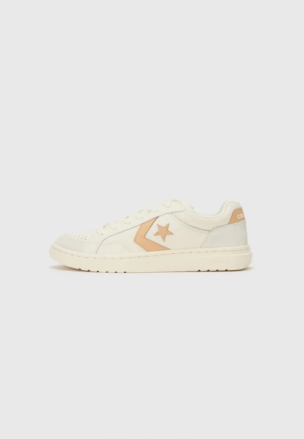 PRO BLAZE CLASSIC UNISEX - Sneaker low - egret/egret/coastal dune