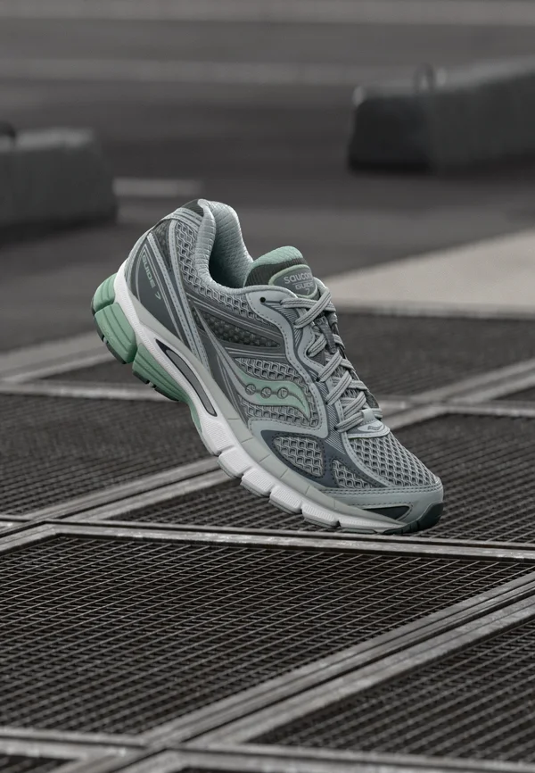 PROGRID GUIDE 7 - Sneaker low - grey/aloe