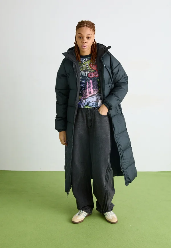 PUFFECT™ II LONG JACKET - Wintermantel - black