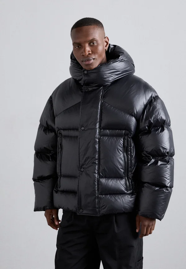 PUFFER KABAN - Daunenjacke - black
