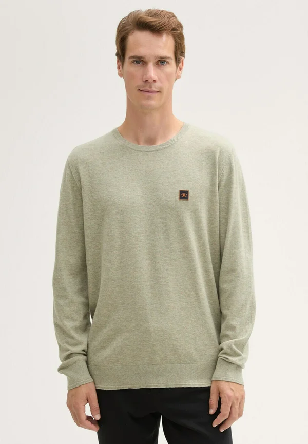 PULLOVER LOGO BADGE - Strickpullover - prairie grass green melange