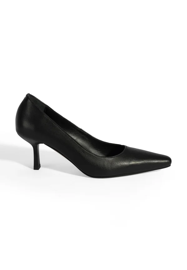 Pumps - black