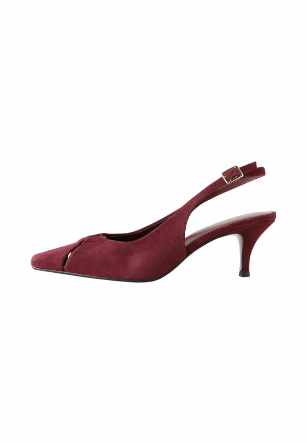 Pumps - burgundy red