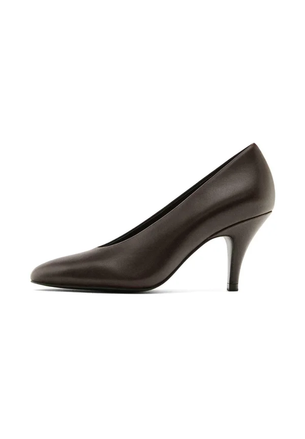 Pumps - dark brown