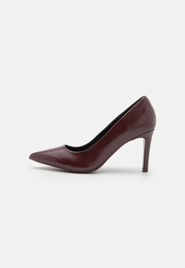 Pumps - dark red