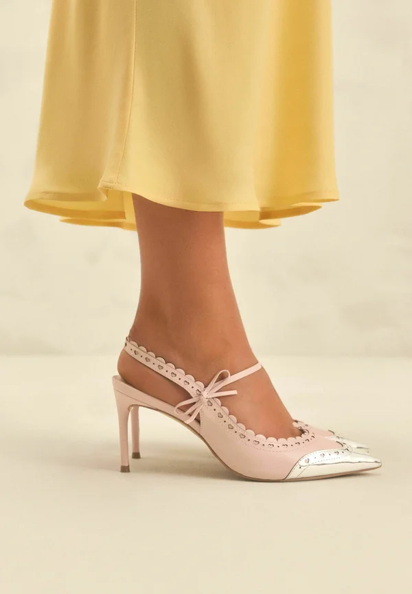 Pumps - light pink