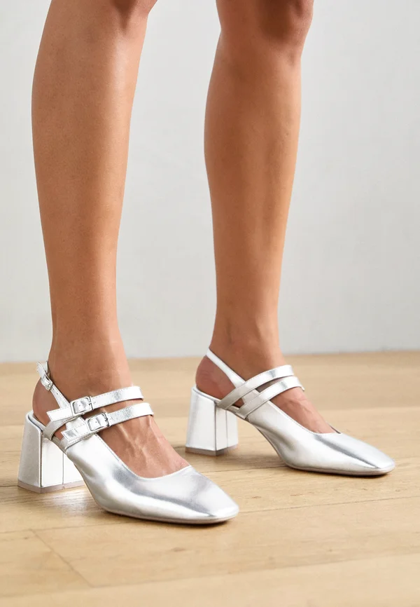 Pumps - silver