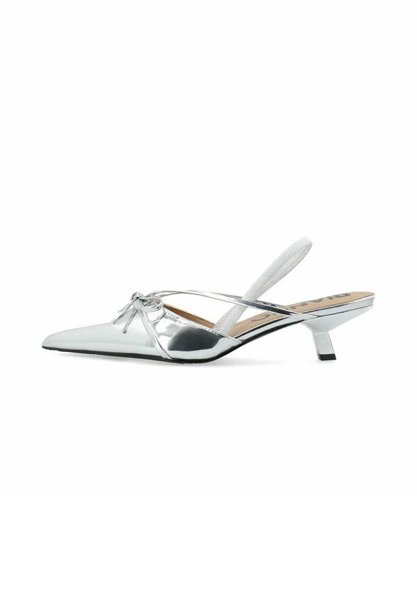Pumps - silvermirror