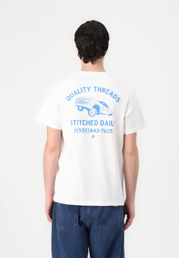 QUALITY THREADS TEE - T-Shirt print - white