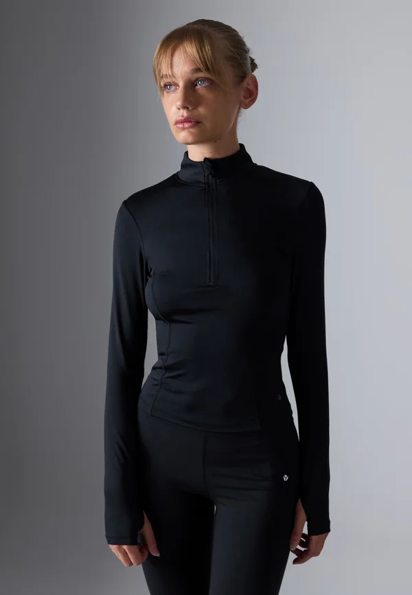 QUICK DRY LONG SLEEVE TOP WITH 1/2 ZIP AND THUMB HOLES - Langarmshirt - black