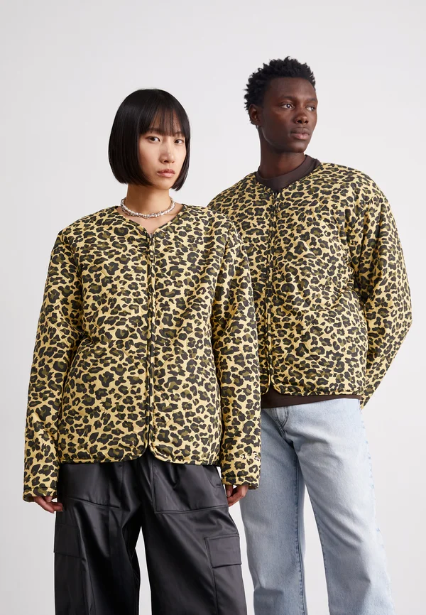 QUILTED LINER JACKET UNISEX - Übergangsjacke - leopard camo