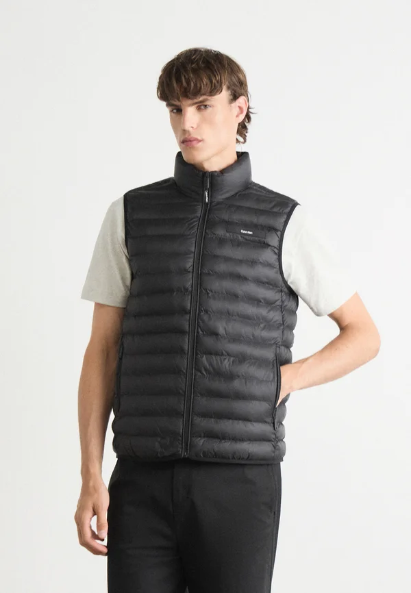 QUILTED VEST - Weste - black