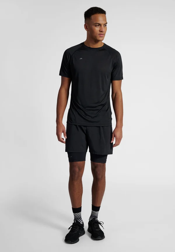 RACE POCKET - Kurze Sporthose - black