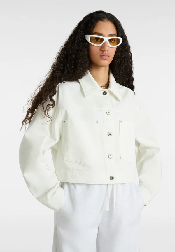 RAYNES CROP TRUCKER - Jeansjacke - marshmallow