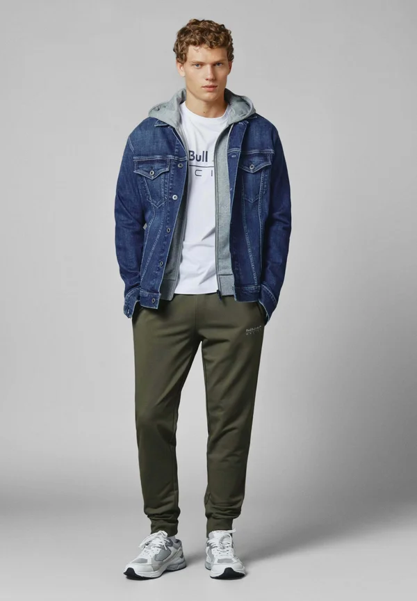 RBR ESSENTIAL JOGGER - Jogginghose - reget green