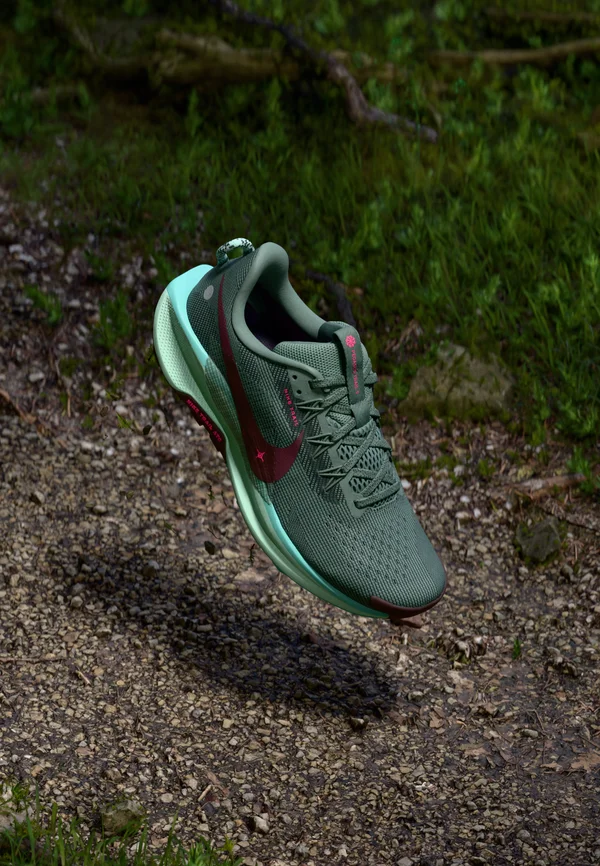 REACTX PEGASUS 5 - Laufschuh Trail - clay green/mint foam/bleached turquoise/seaweed/burgundy crush/hyper pink