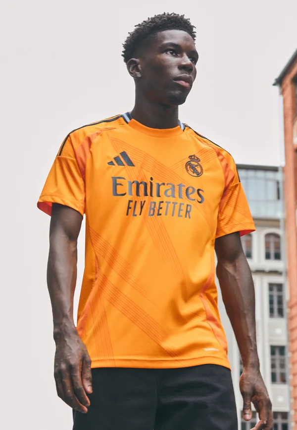 REAL MADRID 24/25 AWAY - Vereinsmannschaften - crew orange