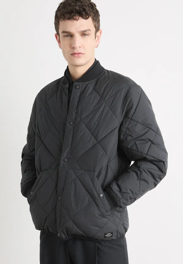 RECYCLE HUNTER JACKET - Bomberjacke - black