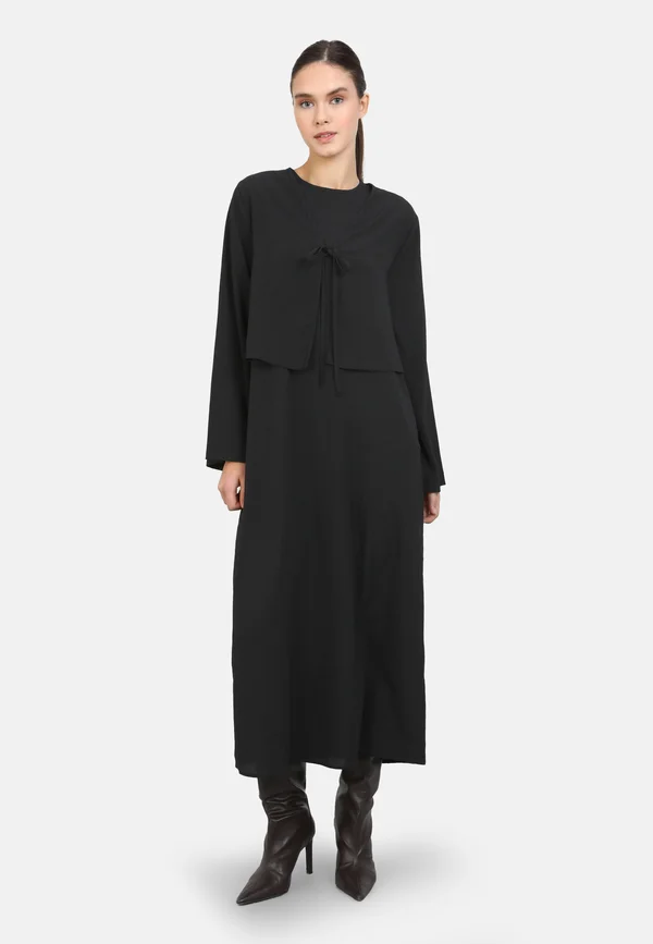 REFKA - Maxikleid - black