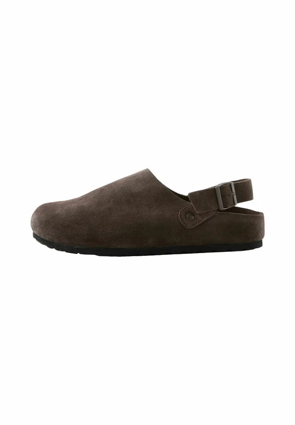 REGULAR FIT - CLOSED TOE BACK STRAP - Clogs - brown