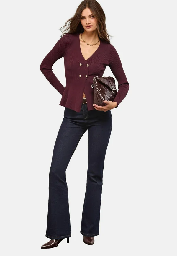 REGULAR FIT - DOUBLE BUTTON - Strickjacke - berry