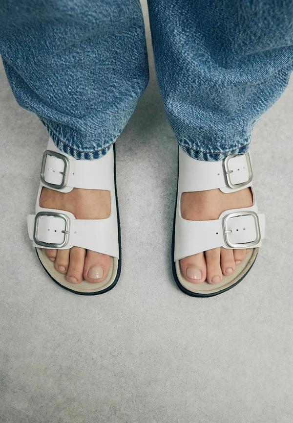 REGULAR FIT - FOREVER COMFORT BACK STRAP - Plateausandalette - white leather