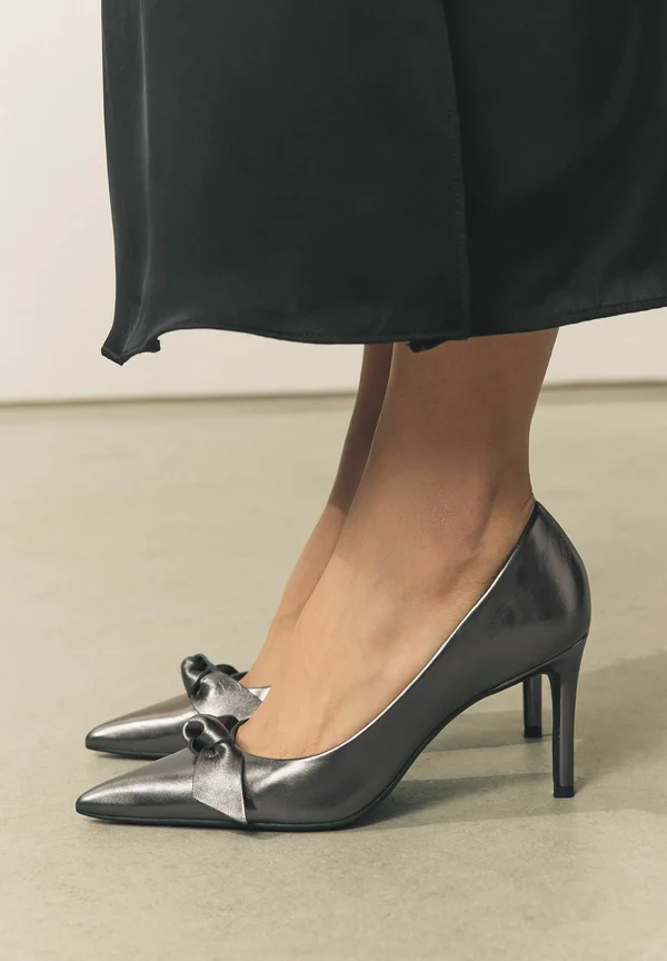 REGULAR FIT  FOREVER COMFORT BOW DETAIL - Pumps - new pewter