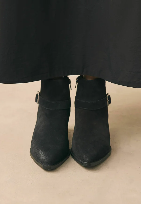 REGULAR FIT - FOREVER COMFORT BURNISHED STRAP - Ankle Boot - black suede